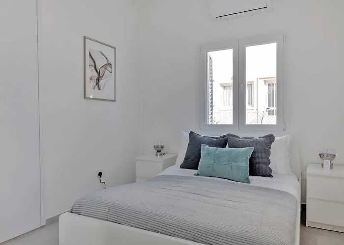 Phaedrus Living: Luxury Faneromeni Apartmán *